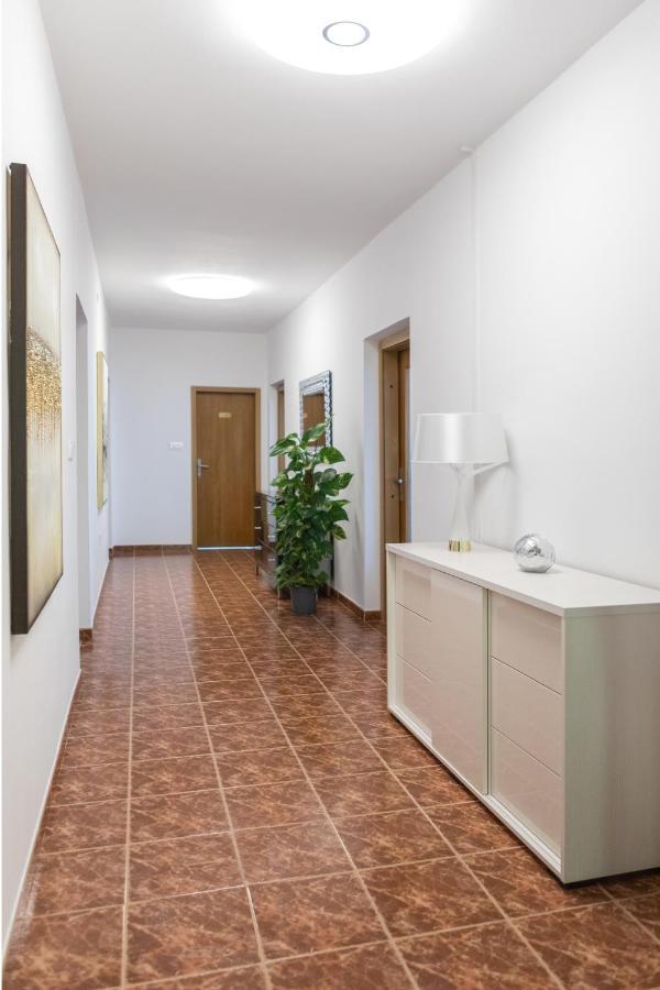 Apartments Zdenka Rovinjsko Selo Exterior photo